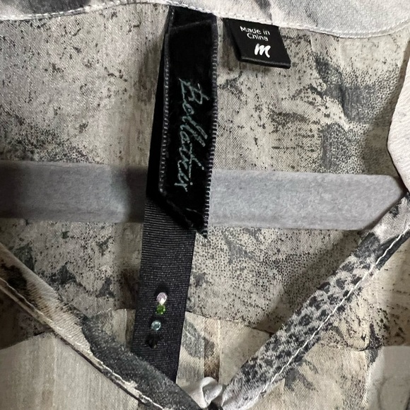 Bellatrix Sheer White and Black Rose Blouse Medium - Picture 3 of 9